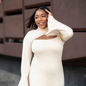 KÉLA WALKER CREAM DRESS X AMAZON DROP